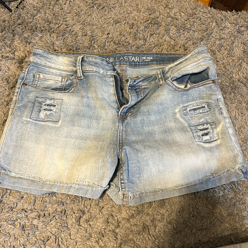 Vanillastar midrise shorts